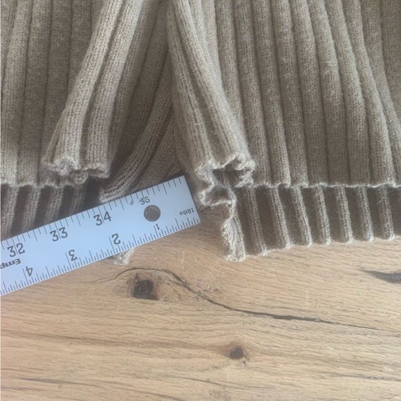 Zara Cable Sweater Shorts Jumpsuit Tan Women’s M NWT - Picture 8 of 12